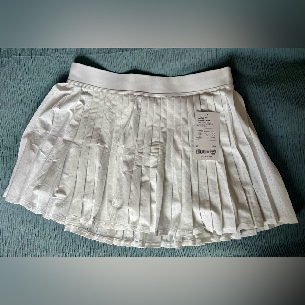 Athleta White Match Point Pleated Lasercut Skort Size L